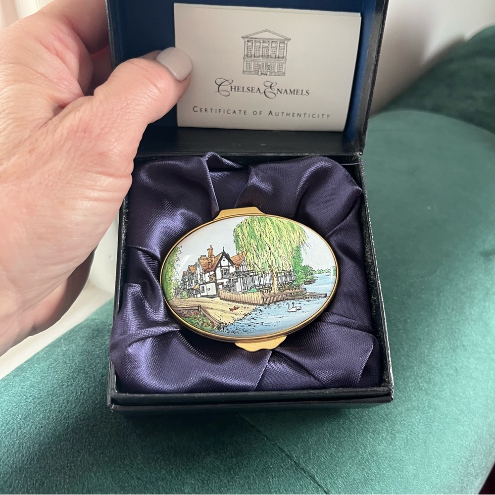 Chelsea Enamels Waterside Inn box